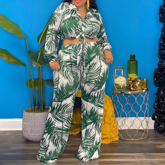 Matching Set - Picture 1 of 3